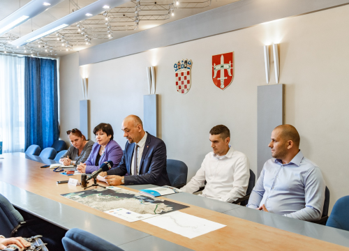 Potpisan ugovor: Županija financira dvosmjernu cestu do Minerske