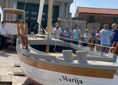 Betinski kalafat Ante Fržop obnovio stogodišnji guc