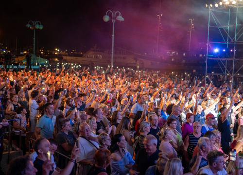 Na CMC dolaze Nives Celzijus, Dado Topić, Trio Gušt, Miahel Kvork, Nočni skok i Matija Woo