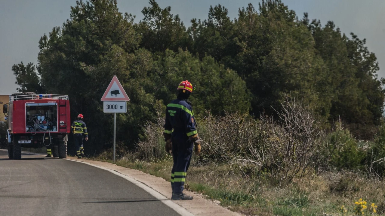 Vatrogasci upozoravaju da je u Dalmaciji velika opasnost od izbijanja požara