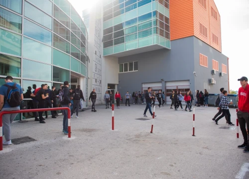 Promjene u školskom kalendaru: Neki praznici se ukidaju, drugi će trajati kraće