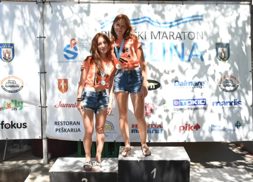 Fotografija 6 - Sport i zabava: Na Plivačkom maratonu u Raslini 235 natjecatelja