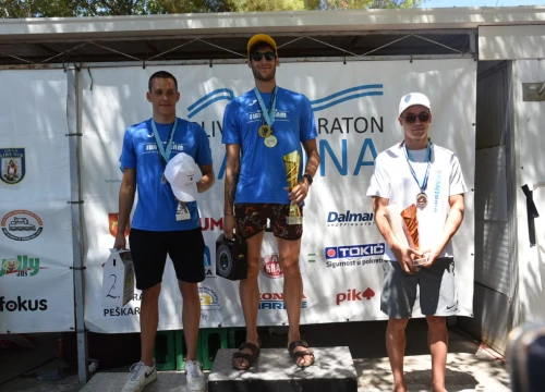 Fotografija 7 - Sport i zabava: Na Plivačkom maratonu u Raslini 235 natjecatelja