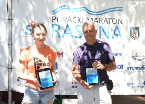 Fotografija 10 - Sport i zabava: Na Plivačkom maratonu u Raslini 235 natjecatelja