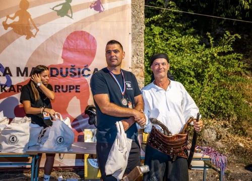 Fotografija 34 - Više od 50 natjecatelja utrkivalo se na karićima kroz Rupe