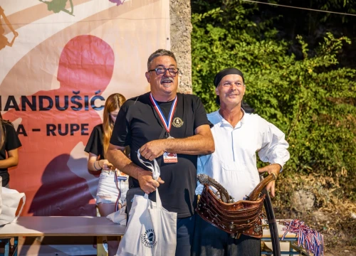 Fotografija 35 - Više od 50 natjecatelja utrkivalo se na karićima kroz Rupe