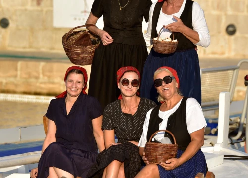 Fotografija 15 - Mačkove mace odnijele pobjedu na tradicionalnoj veslačkoj regati 'Dlan i veslo'