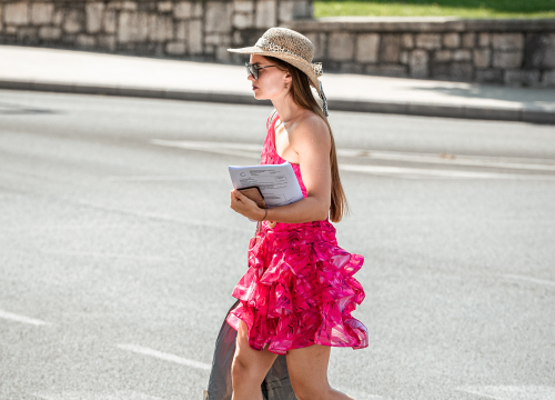 Ljetne haljine i vibrantne boje: Evo što se sve nosilo ovih dana po Šibeniku