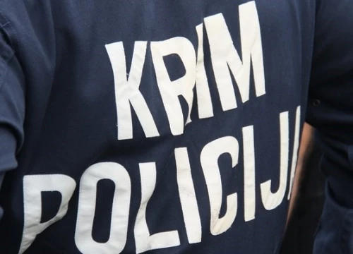 Učenica koja je bila na državnom natjecanju prijavila silovanje u apartmanskom naselju