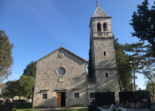 Ma kakav beg Mirlović, Mirlović Zagora ime duguje morlačkom klanu Mirilovića, koji su došli s Osmanlijama