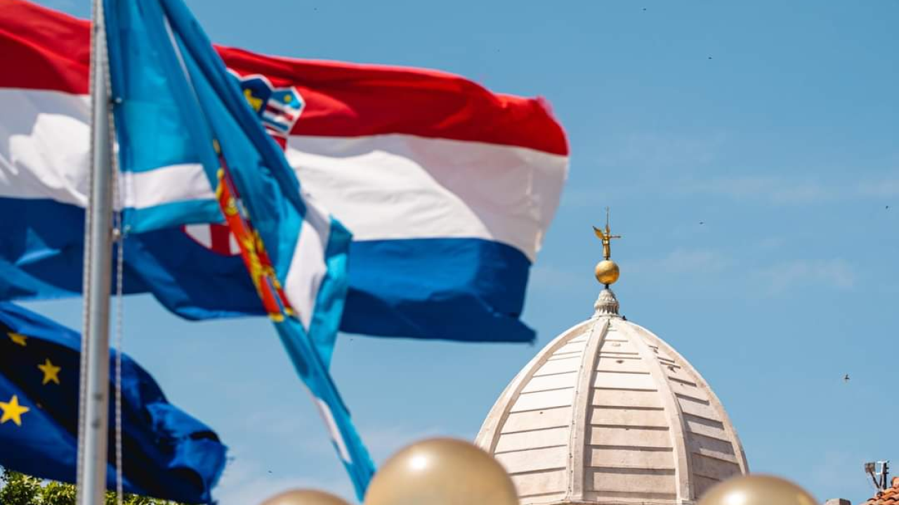 Prije točno 33 godine kupola šibenske katedrale pogođena je granatama