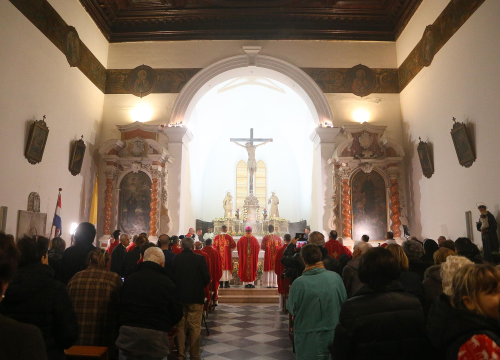 Fotografija 8 - Misom i procesijom u Šibeniku obilježen blagdan sv. Nikole Tavelića