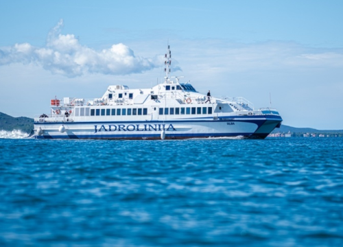 Kolnici mjestimice mokri i skliski, neke katamaranske linije u prekidu