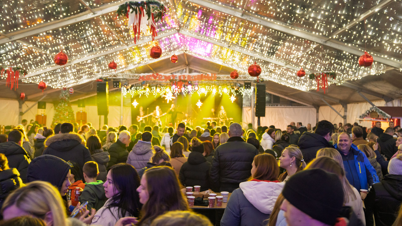 Ovaj vikend na Kraljevskom adventu u Kninu zabavite se uz Moonlight Band i Klapu Kampanel