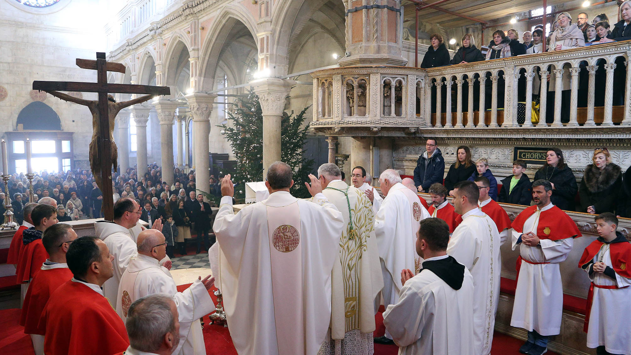 Biskup Tomislav Rogić otvorio Jubilarnu godinu u Šibenskoj biskupiji