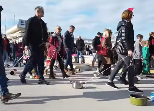 Primošten će i ove godine glasno ispratiti staru godinu uz potezanje starih lonaca
