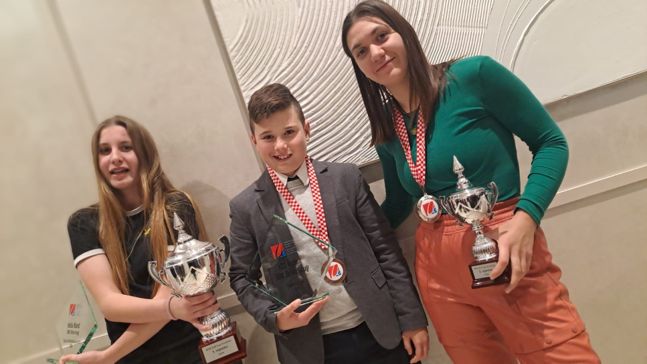 Mladi Drnišanin Enzo dobio nagradu Hrvatskog biciklističkog saveza