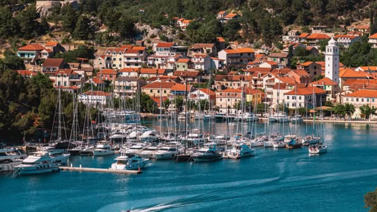 Grad Skradin provodi anketu zainteresiranih mladih za stambeno zbrinjavanje