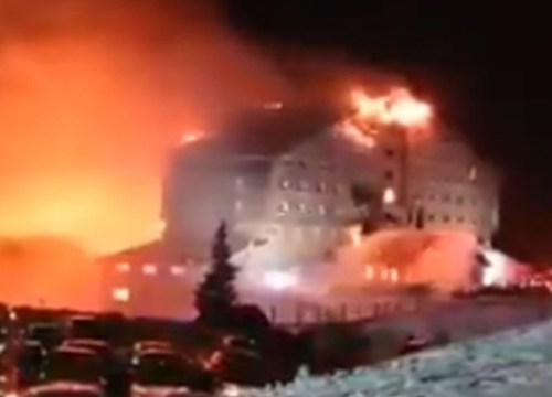 Požar u hotelu na turskom skijalištu: Poginulo šest osoba, deseci ozlijeđenih