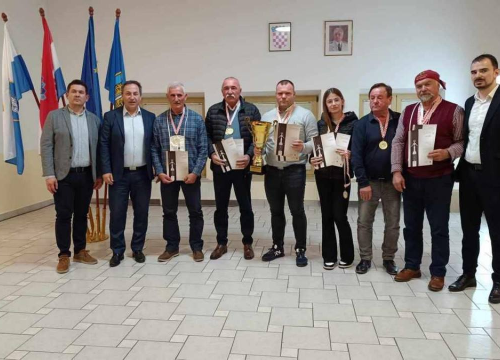 U Stankovcima 28. degustacija vina 'Vinkovo 2025'