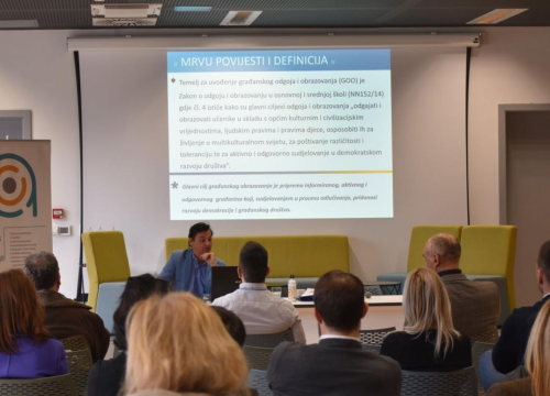 Fotografija 2 - Predstavnicima škola u županiji predstavljeni modeli izvođenja Građanskog odgoja