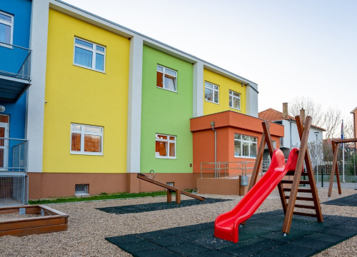 Neispunjena obećanja Grada: Radnici vrtića Cvrčak u Kninu najavljuju štrajk