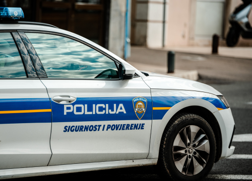 U Šibeniku prošlog tjedna 15 prometnih nesreća: Ne poštuje se brzina i ne koristi pojas