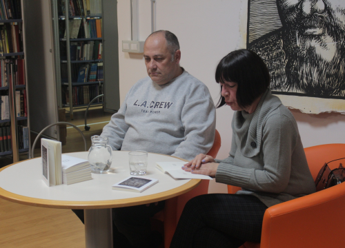 Enigmatika s temom Šibenika: Književnik Aljoša Vuković objavio knjigu 'Baš si kameni gen'