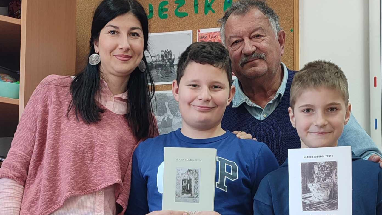 Zlarinska škola obilježila Međunarodni dan materinskog jezika uz pjesnika Mladena Tabulova Trutu