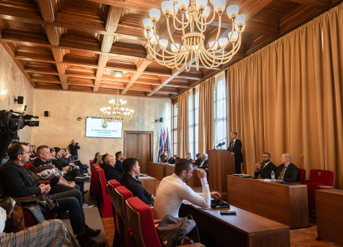 Batižele, Podi, nogostupi, prometna raskrižja, naručena pitanja: Aktualni sat od početka prerastao u predizborni skup