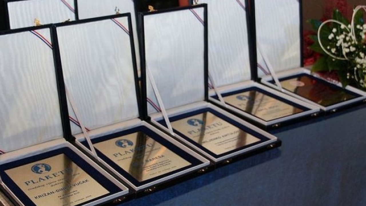 Grad Vodice odaje priznanje svojim zaslužnim građanima