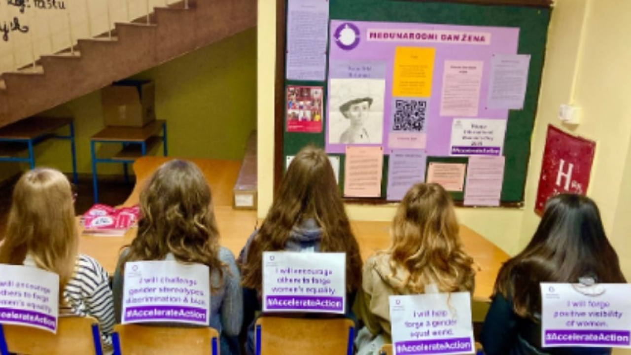 Učenici Srednje škole Ivana Meštrovića iz Drniša obilježili Međunarodni dan žena