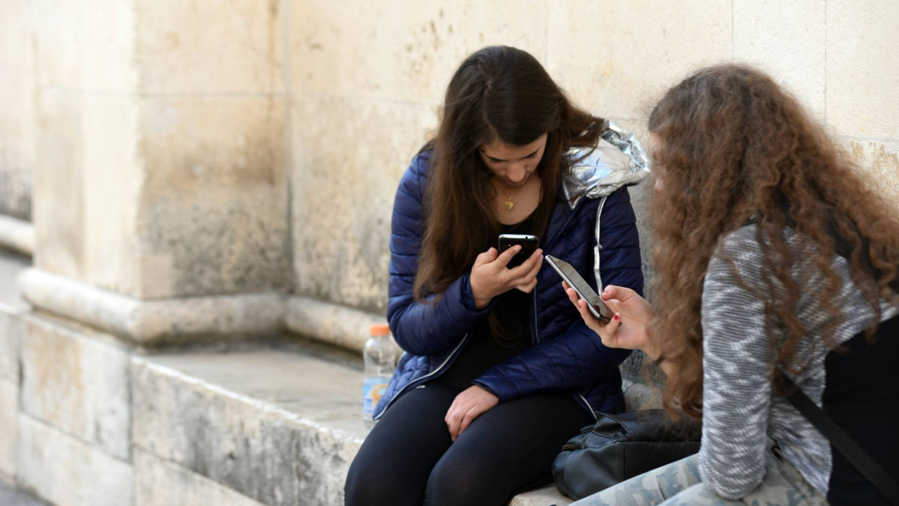 Novo istraživanje pokazalo da su mobiteli zapravo dobri za djecu