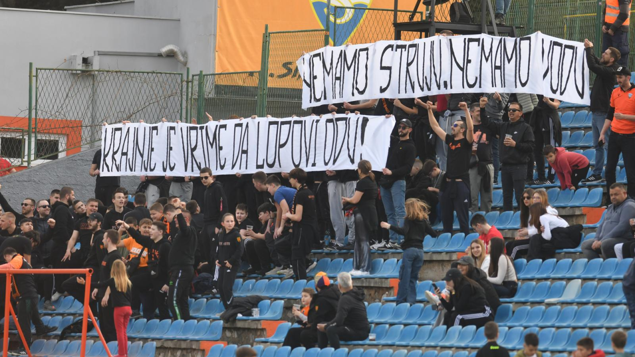 Funcuti opet tražili od Uprave kluba da poboljša rad ili odstupi, približava se rok za licenciranje