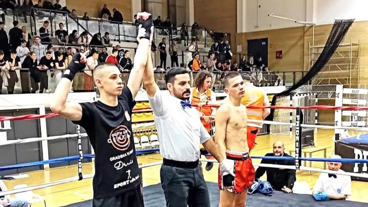 Mladi Drnišanin Ivan Baričević na Prvenstvu Hrvatske u kickboxingu ostvario izvanredan uspjeh