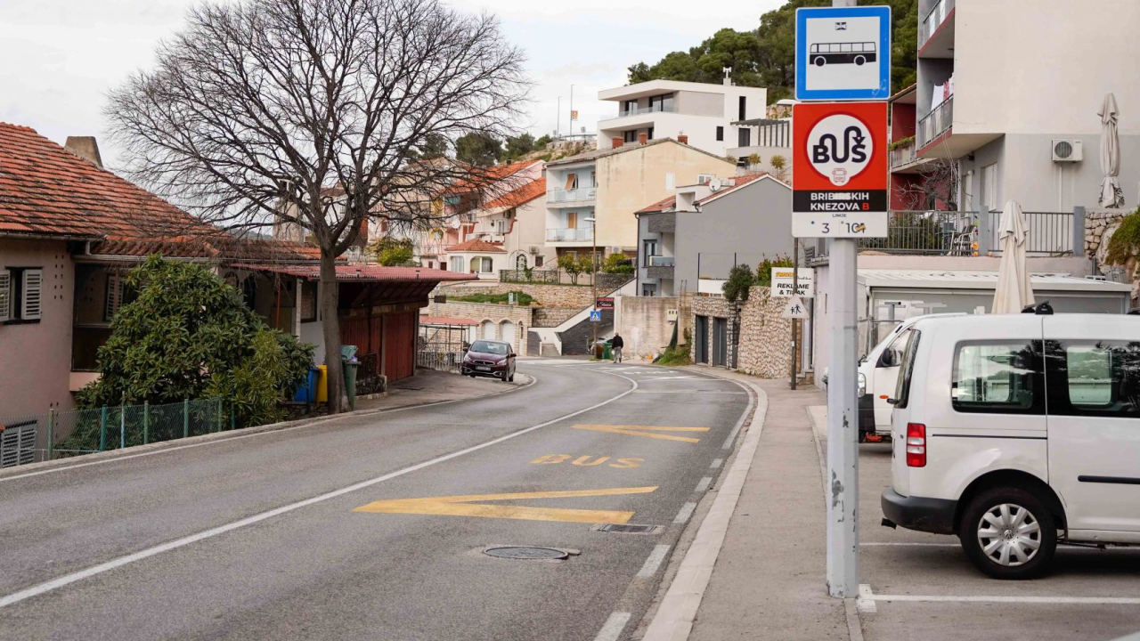 Na trećem natječaju tri ponude: Sudbina nogostupa u Crnici znat će se za nekoliko tjedana