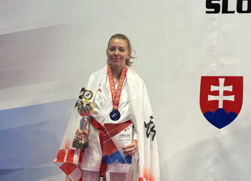 Gabrijela Grubelić iz Karate kluba Okit srebrna na prestižnom europskom turniru u Bratislavi