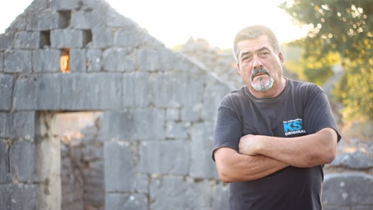 Preminuo Željko Karoglan Apač, branitelj koji je među prvima ušao u oslobođeni Knin