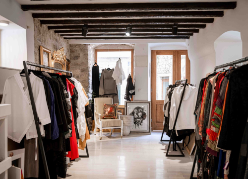 Fotografija 7 - FOTO Proljeće u Galeriji Juraj Dalmatinac: Unikatna umjetnička djela, popusti i modni noviteti!