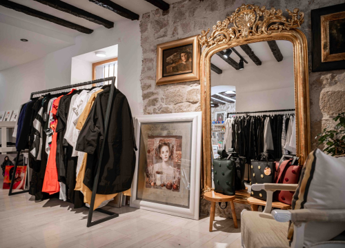 Fotografija 11 - FOTO Proljeće u Galeriji Juraj Dalmatinac: Unikatna umjetnička djela, popusti i modni noviteti!