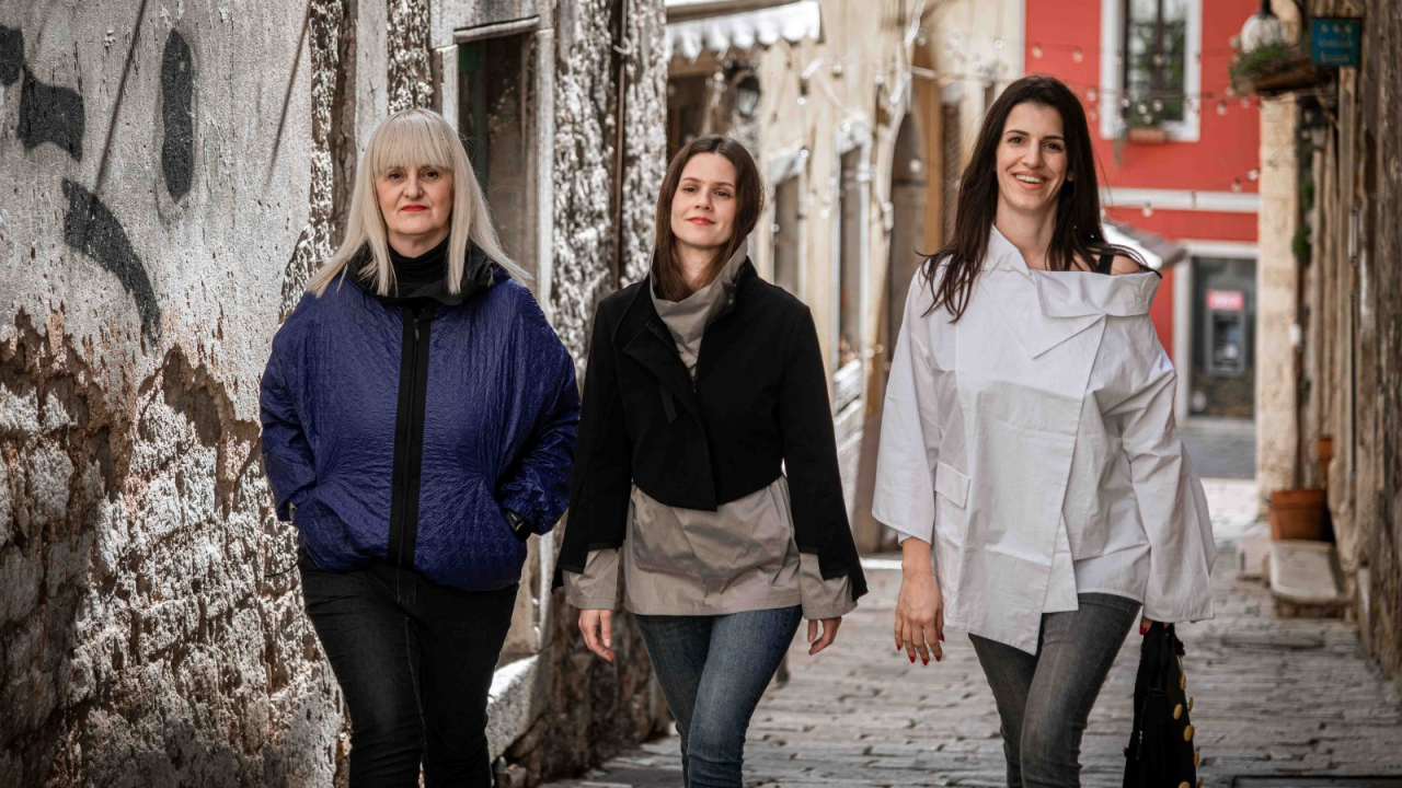 Proljeće u Galeriji Juraj Dalmatinac: Unikatna umjetnička djela, popusti i modni noviteti!