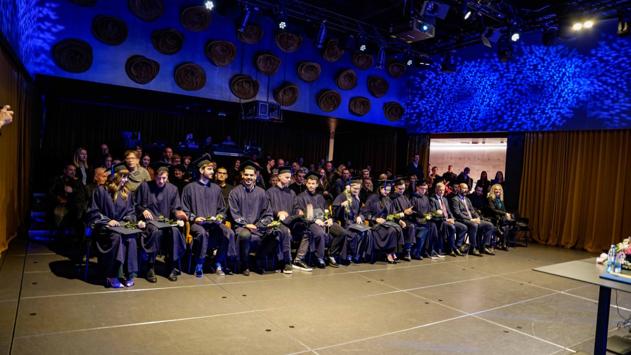 Promovorani inženjeri prvostupnici energetskih tehnologija u Kući umjetnosti Arsen