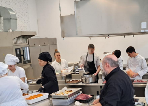 Fešta od okusa u Kistanjama oduševila ljubitelje autohtone gastronomije i zaključila uspješnu manifestaciju