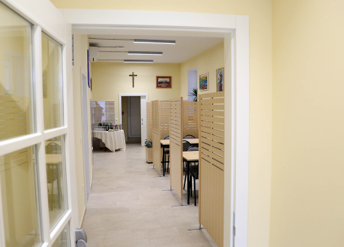 Fotografija 5 - FOTO: Otvorena i blagoslovljena obnovljena Caritasova pučka kuhinja u Šibeniku