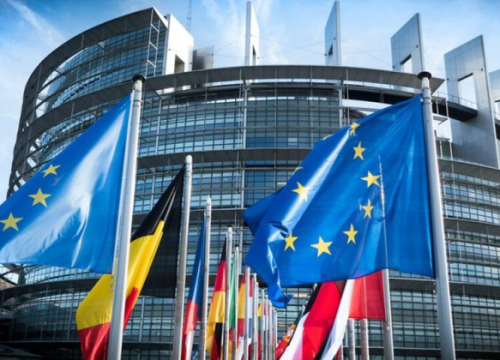 EU uvodi carine SAD-u. Mađarska protiv: 'Eskalacija nije odgovor, put naprijed su pregovori'