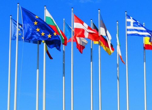 EU pauzira na 90 dana protumjere na Trumpove carine