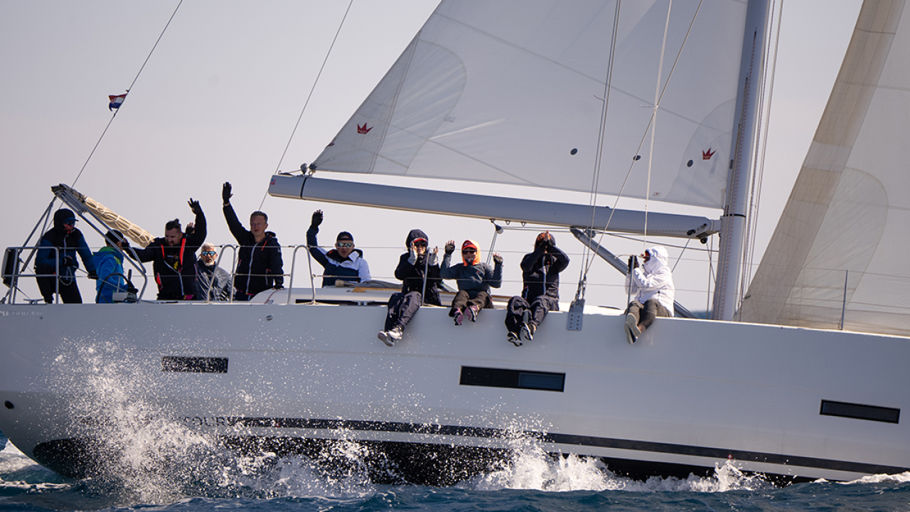 Više od 300 jedriličara zaplovilo kornatskim arhipelagom sa zajedničkom misijom