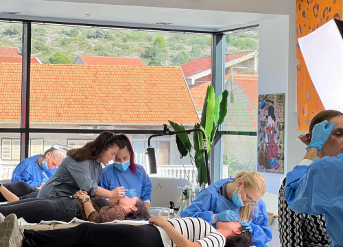 Fotografija 8 - FOTO Od edukacije do karijere iz snova: Kako je Katarina pronašla svoj poziv u salonu Myroslave Rusnak