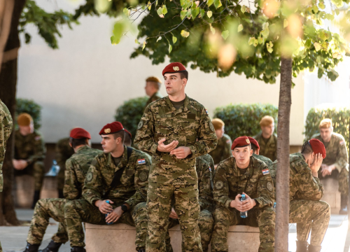 Vlada RH održala novi sastanak o vojnom roku: Bit će dvije opcije za one s prizivom savjesti