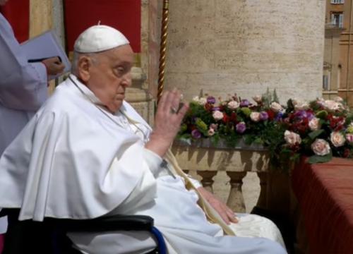 Papa Franjo umro je od moždanog udara